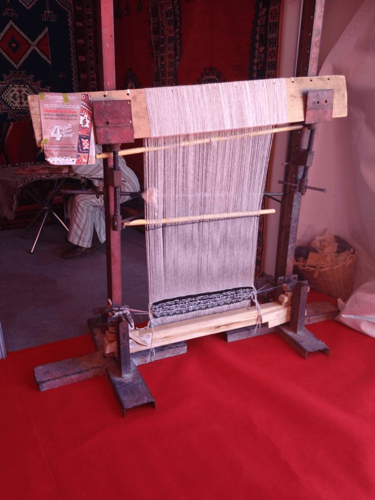 carpet-making-in-taznakht